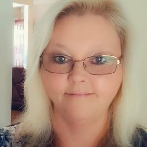 Meet your Posher, Lynne